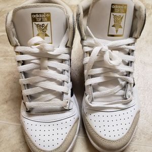 Adidas Boys Top Ten Tennis Shoes Sneaker  High Tops Mens 4.5 Black and White